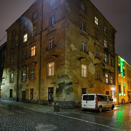 Old House Apartment Lviv Exterior photo